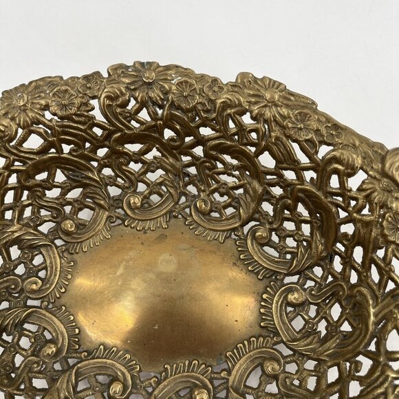 Vintage Ornate Brass Victorian Basket Tray Dish Floral Design 13.5'' - Picture 3 of 10
